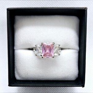 Pink Zircon Three Stone Silver Tone Ring Size 8 Romantic Statement
